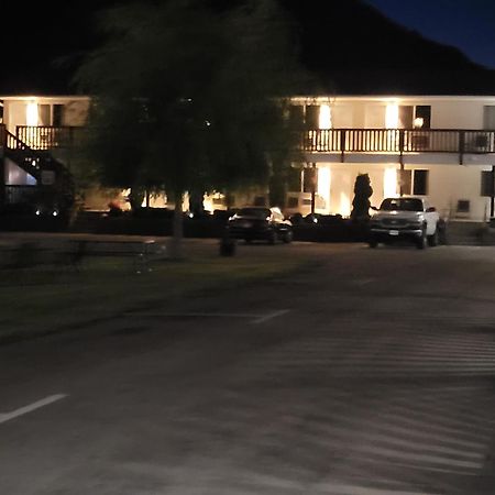 Elks Motel Keremeos Exterior foto